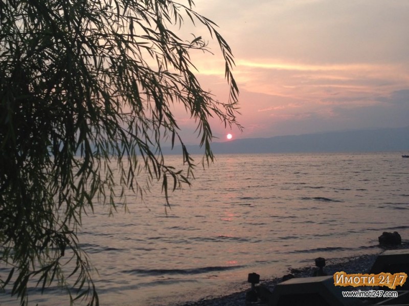 Prodavam luksuzna vila vo LagadinOhrid