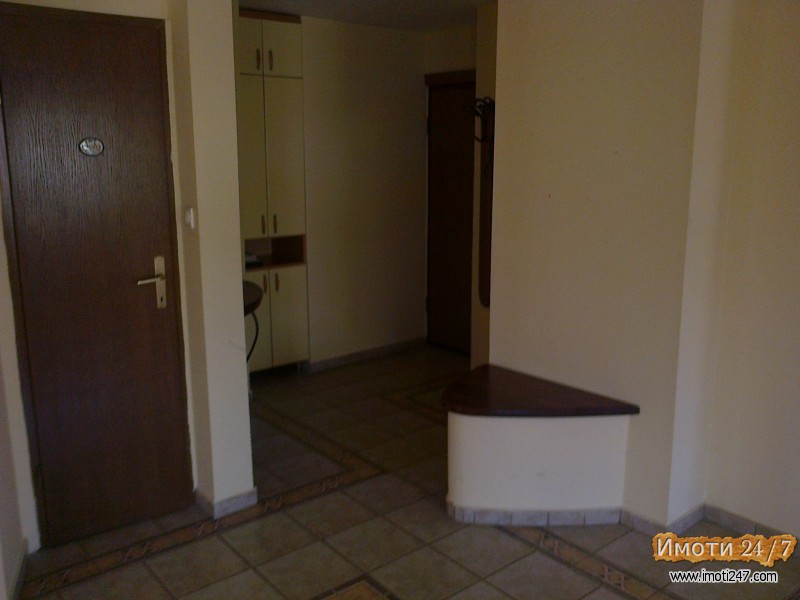 PRODAVAM PREKRASEN STAN CRNICE