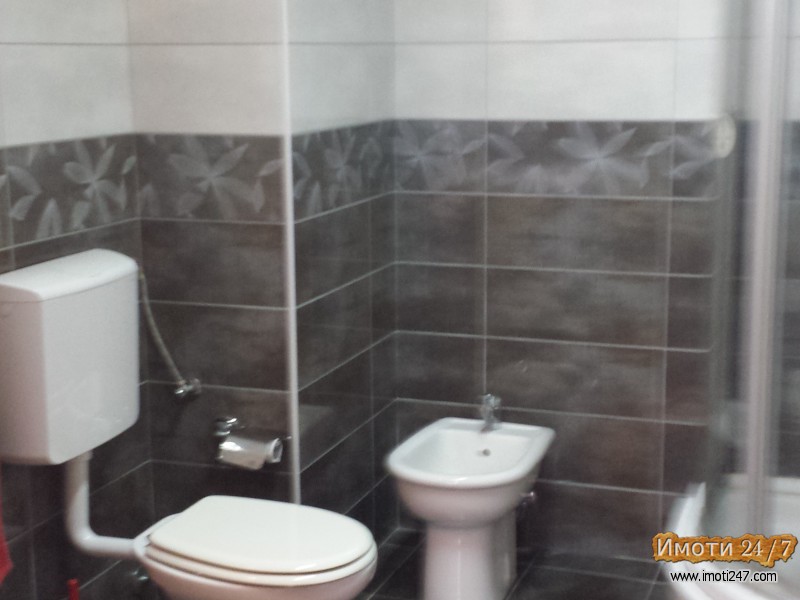 Se prodava Kuka na Vodno 205 m2 so 500m2 dvor