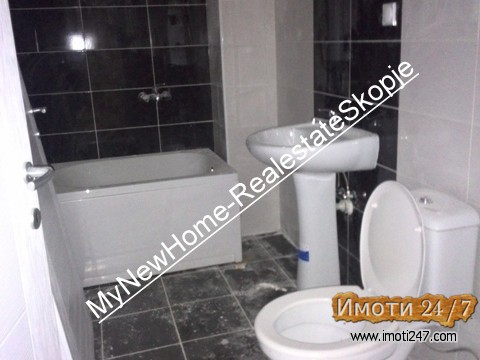 Nov Cetvorosoben 85m2 stan so 3 spalni-KISELA VODA