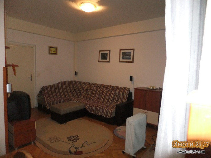 Итно се продава стан во Ново Лисиче поволно