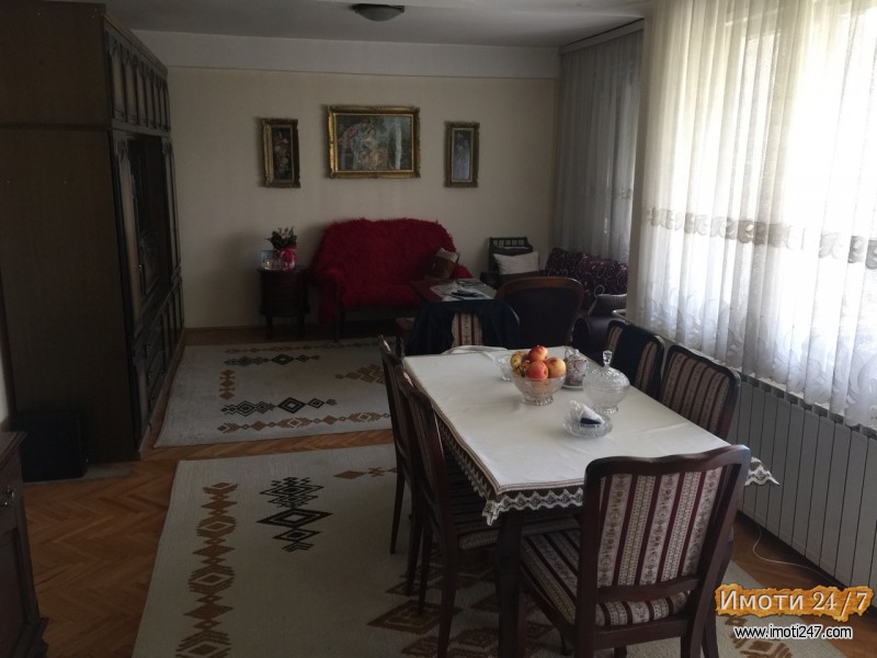 Се продава стан - населба Топаснко поле 95 m2 