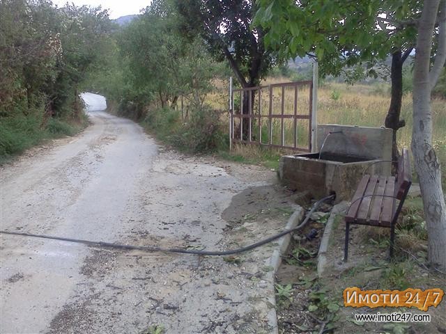 Продавам плац од 4040 м2 со имотен лист по патот до ГНерези 30 евра = м2