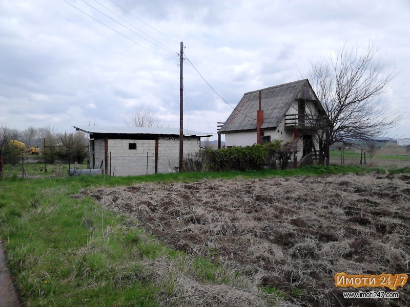 kuka vila vikendica kompletno namestena vo petrovec