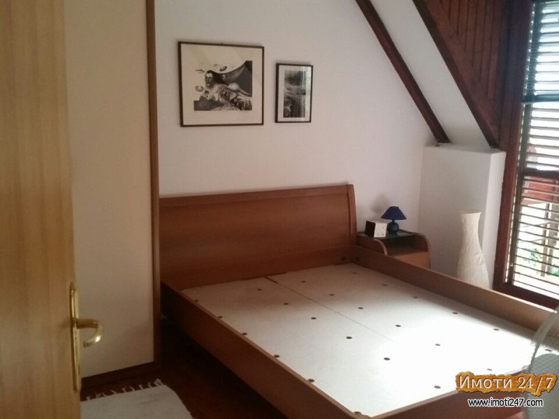 Se izdava sprat od kuka 100m2 vo Kozle