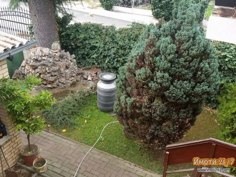 Se izdava sprat od kuka 100m2 vo Kozle