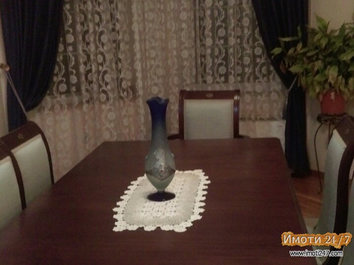 Se izdava del od kuka 250 m2 luksuzno opremen vo Kozle