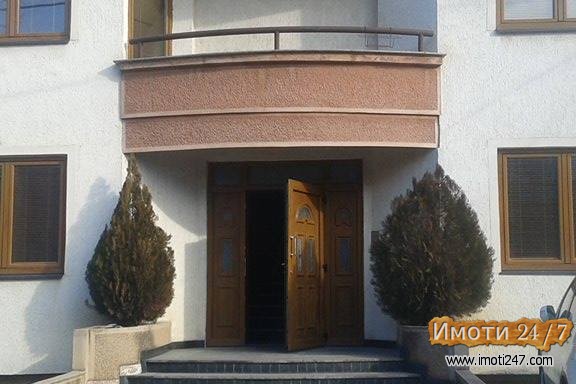 PRODAVAM STAN VO CRNICE 120 M2 +podrum 8 m  110 000 evra crnice skopje