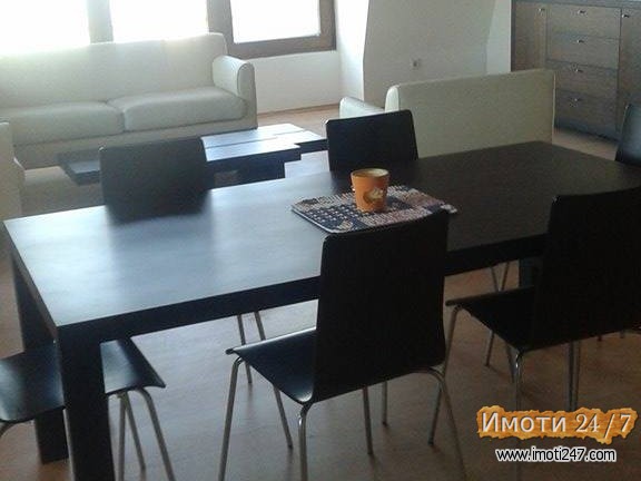 PRODAVAM STAN VO CRNICE 120 M2 +podrum 8 m  110 000 evra crnice skopje