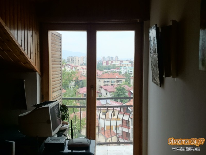 prodavam kukja vo crnice