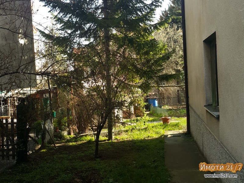 Kukja od 291m2 vo Crnice