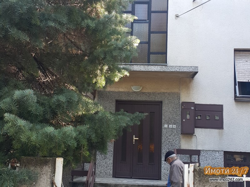 Kukja od 291m2 vo Crnice