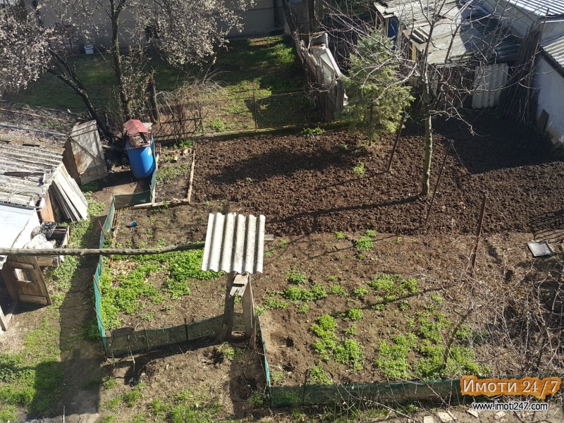 Kukja od 291m2 vo Crnice