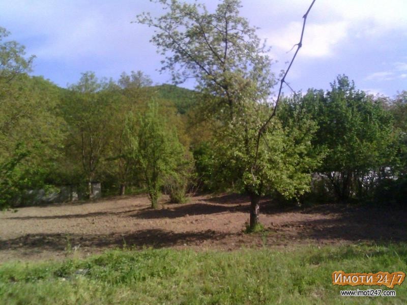 SENPRODAVA VIKENDICA VO ORESANI