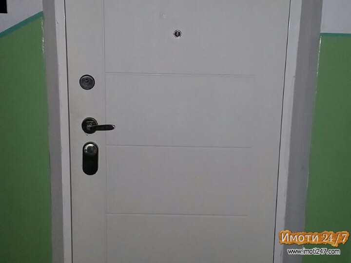 Stan za delovna namena ili ziveenje