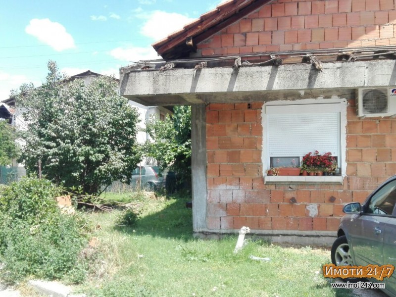 Se prodava 