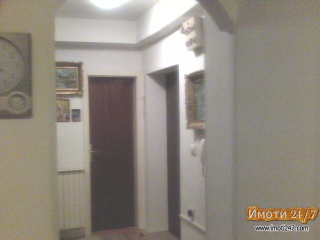 Се Продавастан  во Автокоманда