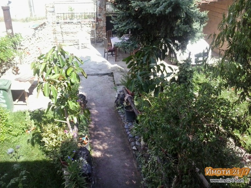 Prodavam itno KUKA vo Vizbegovo