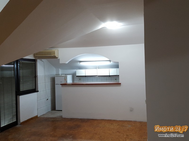 Издавам стан 120m2