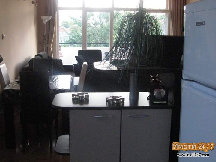 odlicna kukja 200m2 so dvor 400m2 Lisice