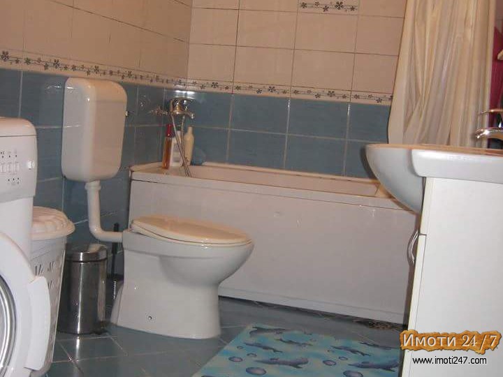 odlicna kukja 200m2 so dvor 400m2 Lisice