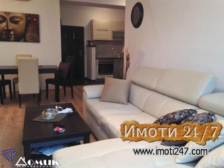 DOMIK IZDAVA NOV  STAN VO CENTAR KAJ SOBOREN HRAM