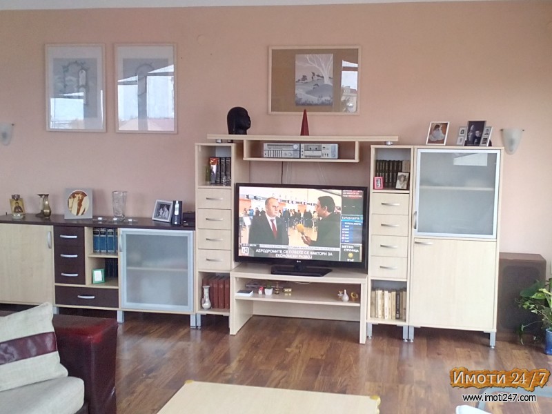 PRODAVAM ČETIRISOBEN STAN VO KAPIŠTEC-SKOPJE