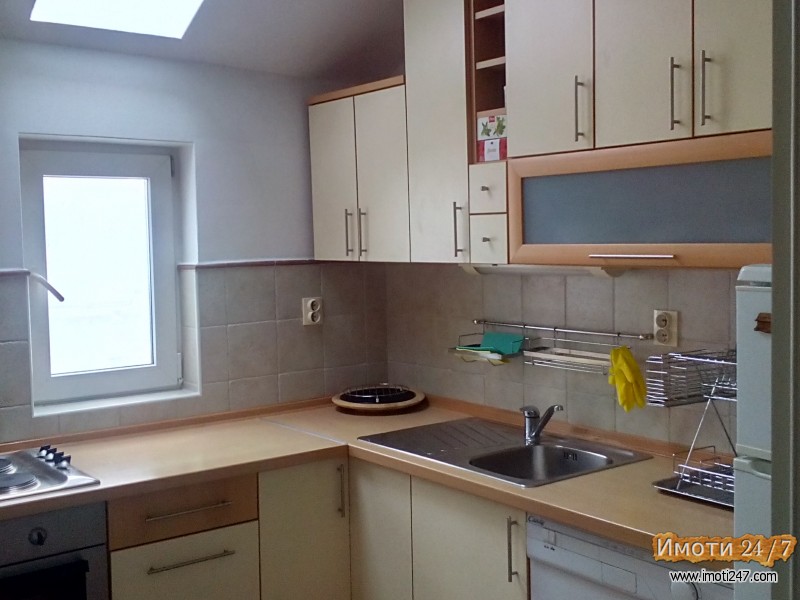 PRODAVAM ČETIRISOBEN STAN VO KAPIŠTEC-SKOPJE