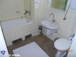 DOMIK IZDAVA 2 SOBEN NAMESTEN STAN VO KAPISTEC