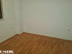 DOMIK IZDAVA DELOVEN VO CENTAR KAJ MR JACK