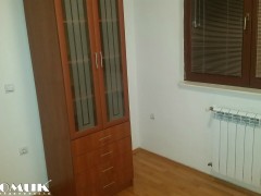 DOMIK IZDAVA DELOVEN VO CENTAR KAJ MR JACK