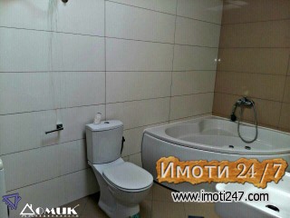 DOMIK PRODAVA DUPLEX VO CENTAR