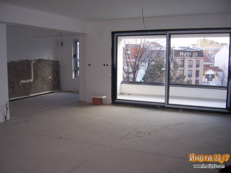 СЕ ПРОДАВА ЕКСКЛУЗИВЕН СТАН СПРОТИ ЗООЛОШКА ГРАДИНА