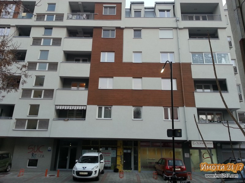 СЕ ИЗДАВА ДЕЛОВЕН ПРОСТОР НА ЕКСКЛУЗИВНА ЛОКАЦИЈА