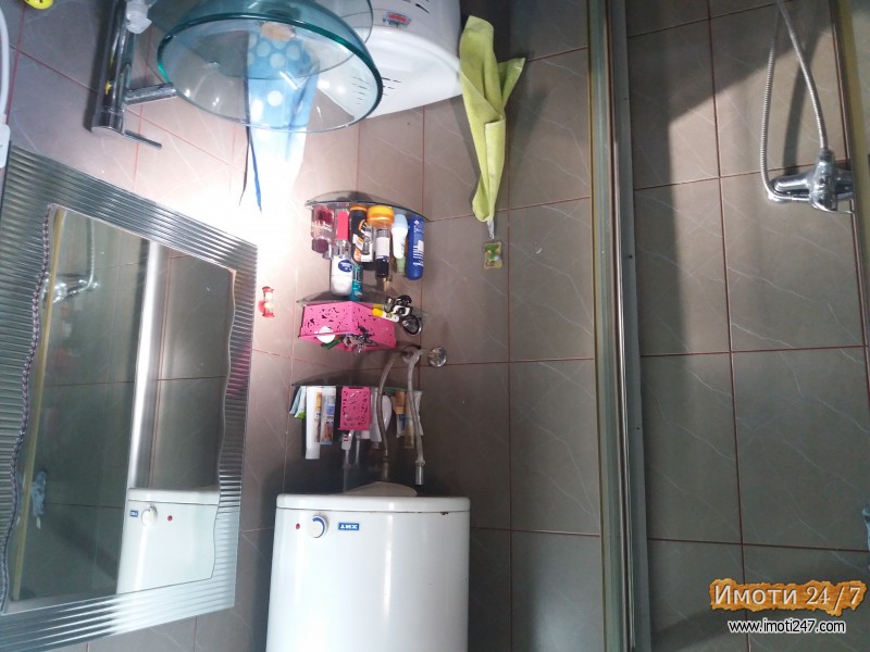 Продавам стан во Центар-Буњаковец