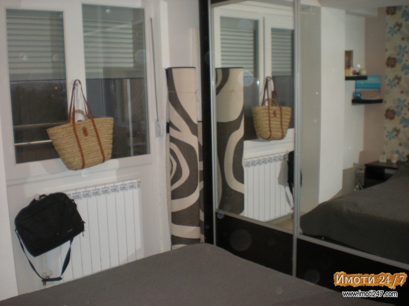 Prodavam kompletno renoviran i namesten stan vo Hipodrom