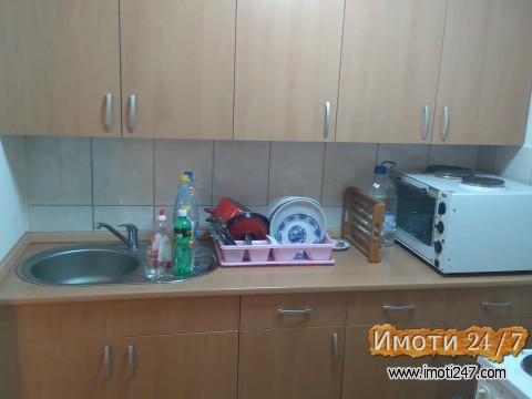 Prodavam plac 433 m2 so 2 Apartmani 100 metra od Ohridsko Ezero   OHRID