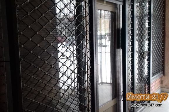 ИТНО СЕ ПРОДАВА ДЕЛОВЕН ПРОСТОР ВО НАС11 ОКТОМВРИ