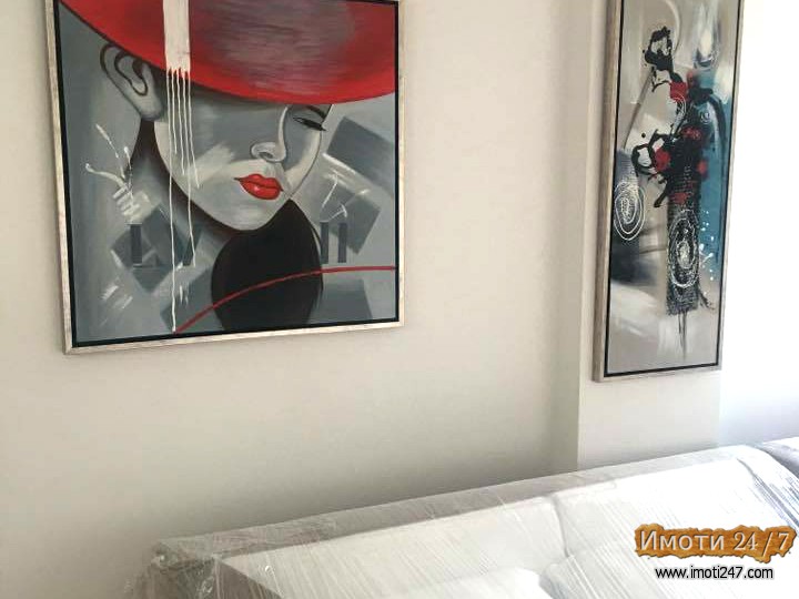 IZDAVAM LUKSUZEN NEVSELEN STAN KAJ KATOLICKA