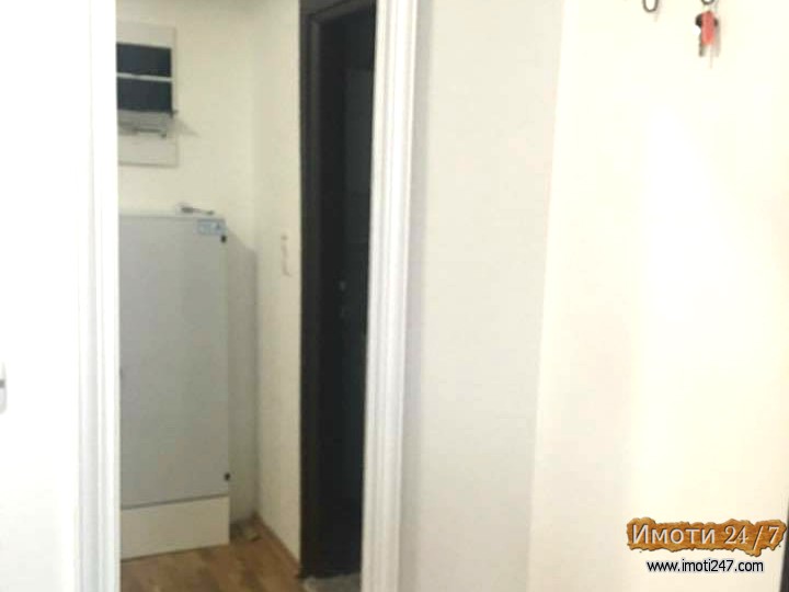 IZDAVAM LUKSUZEN NEVSELEN STAN KAJ KATOLICKA