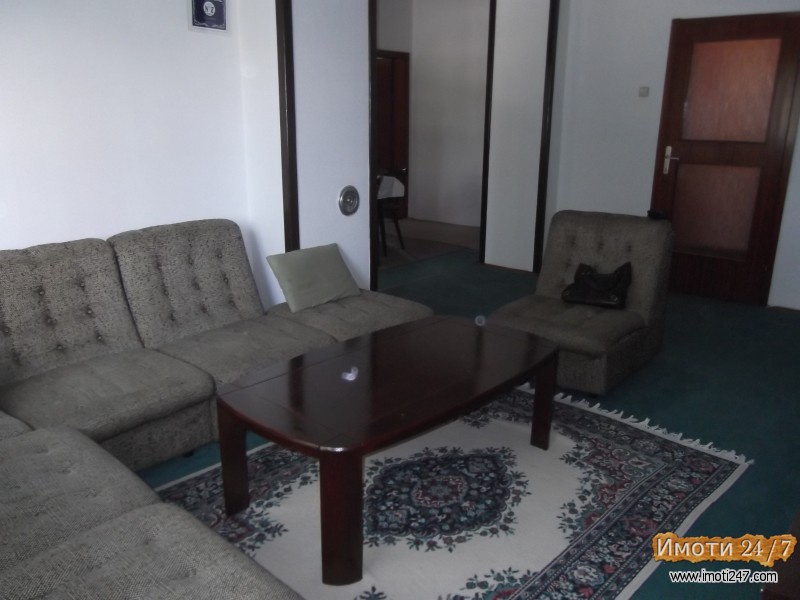 Продавам 3 собен стан во Аеродром