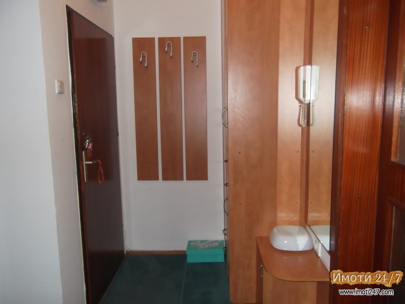 Продавам 3 собен стан во Аеродром