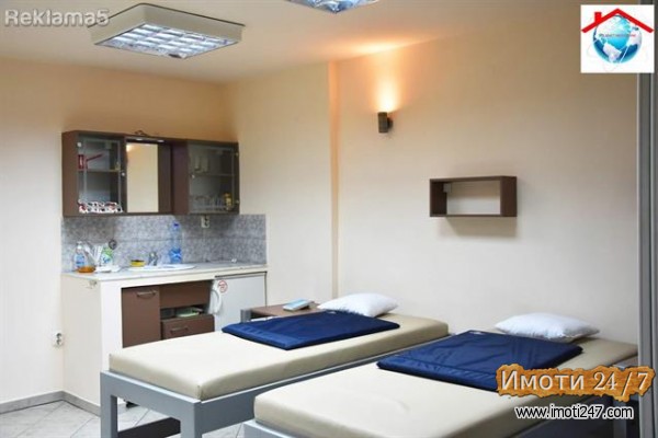 РЕНОВИРАН СТАН 62 М2 НА 1-ВИ КАТ ЦЕНТАР КАЈ ЖЕЛЕЗНИЧКА 55000 €