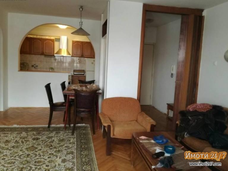 Се продава стан 59м2 во Градски Ѕид Скопје