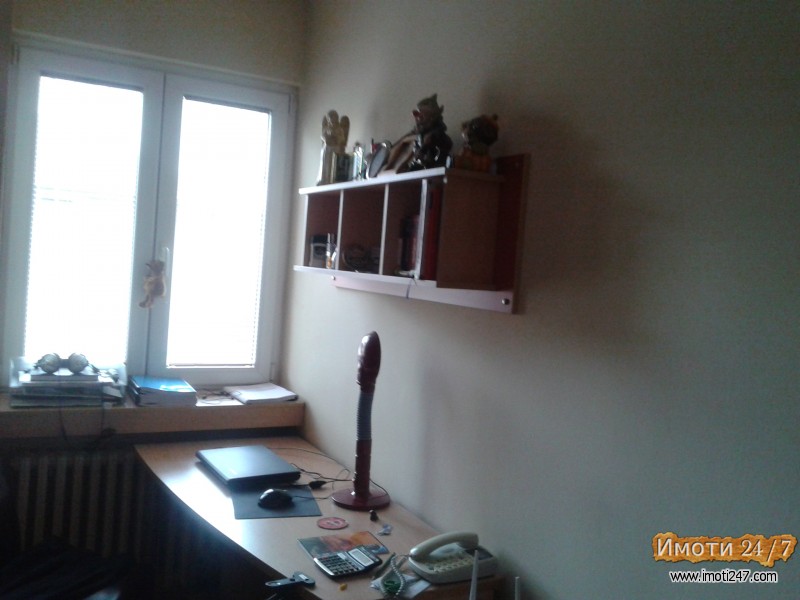 Стан во Центар позади Универзална