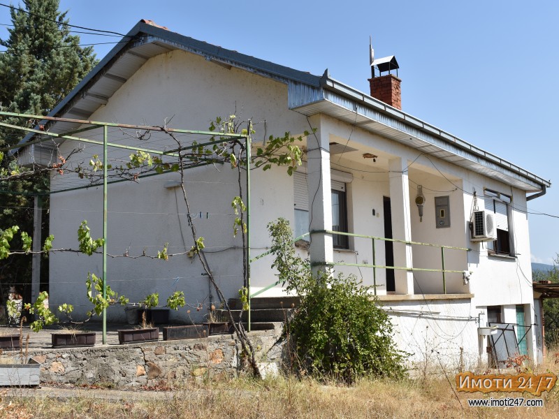 куќа во Пробиштип