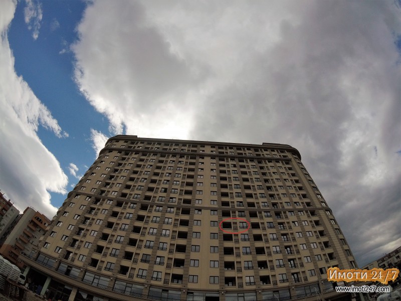 PRODAVA STAN VO NOVATA ZGRADA NA ADORA  FLATIRON 