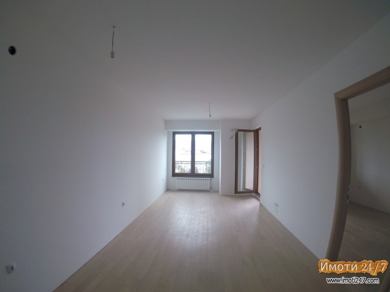 PRODAVA STAN VO NOVATA ZGRADA NA ADORA  FLATIRON 