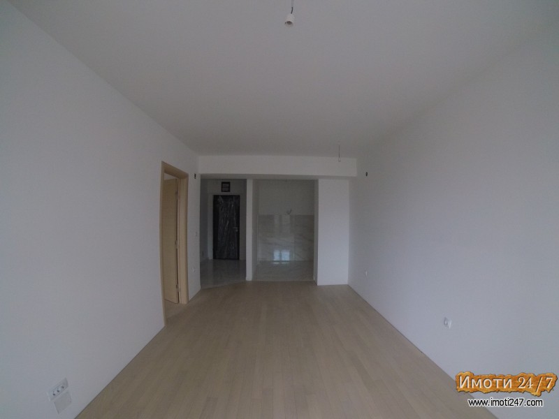 PRODAVA STAN VO NOVATA ZGRADA NA ADORA  FLATIRON 
