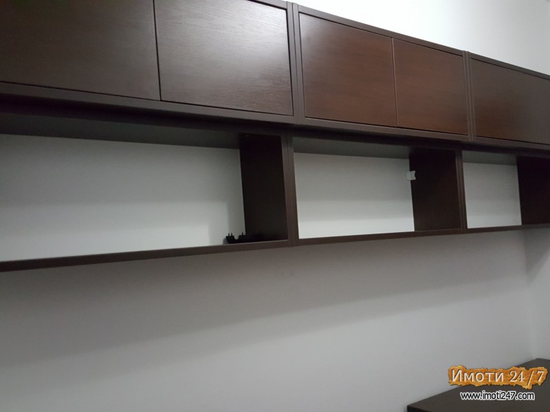 4 soben vo grand prestiz 1 kat namesten za kancelarii biroa  350 evra